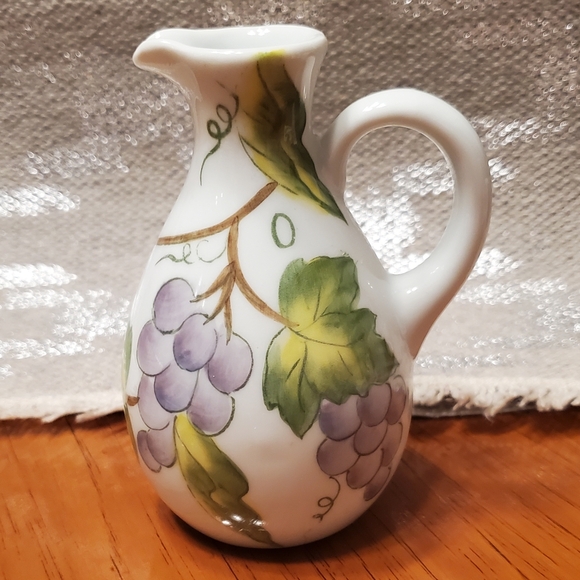 Andrea by Sadek Porcelain Oil / Vinegar Pitcher. Grape pattern - Picture 6 of 11